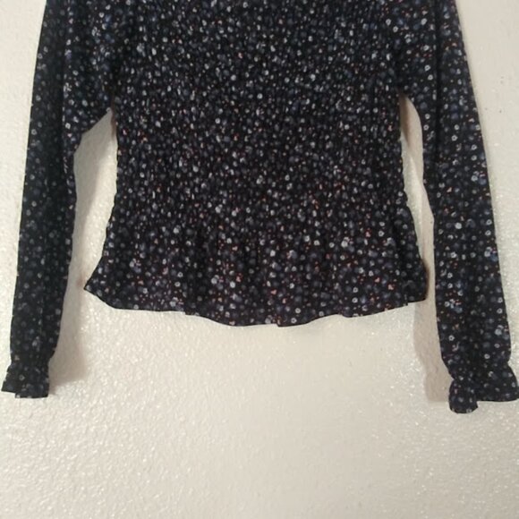 Iris women's size M black floral long sleeve smocked top - Picture 3 of 14